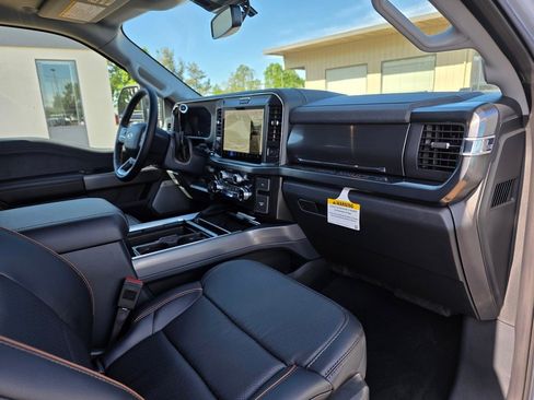 New 2025 Ford F350 Lariat w/ Lariat Ultimate Package image 22