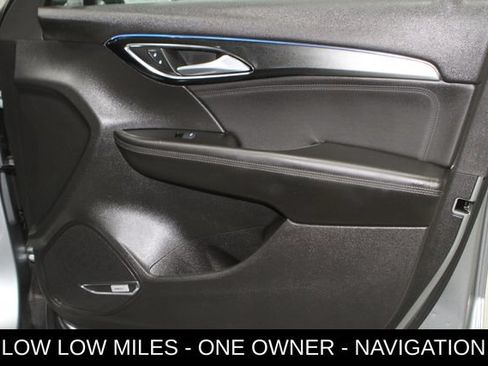 Used 2024 Buick Envision Preferred AWD/4WD image 21