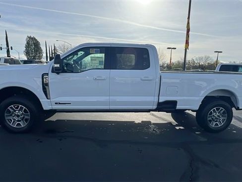 New 2025 Ford F250 Lariat w/ FX4 Off-Road Package image 8