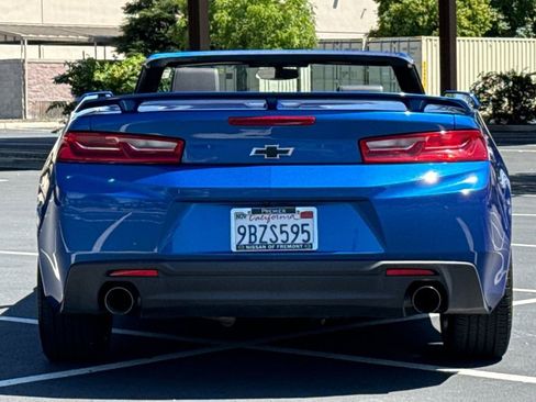 Used 2017 Chevrolet Camaro LT RWD image 12