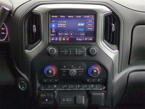 Used 2022 Chevrolet Silverado 2500 LTZ image 16