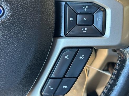 Used 2017 Ford F250 Lariat w/ Lariat Value Package AWD/4WD image 16