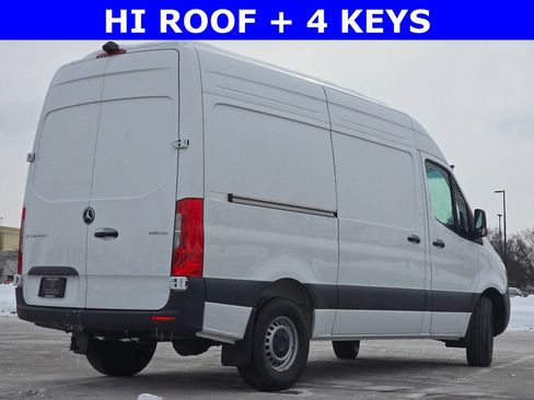 New 2025 Mercedes-Benz Sprinter 2500 image 13
