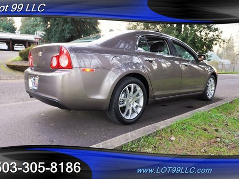 Used 2012 Chevrolet Malibu LTZ FWD image 9