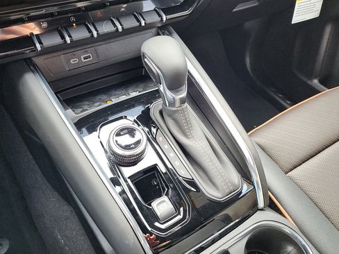 New 2026 GMC Canyon AT4 w/ Technology Plus Package image 32