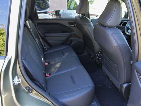 Used 2025 Subaru Forester Limited AWD/4WD image 32