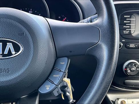 Used 2016 Kia Soul image 23