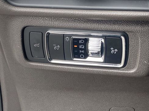 Certified 2022 Lincoln Corsair Standard w/ Equipment Group 101A image 31