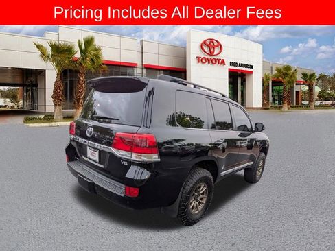 Used 2019 Toyota Land Cruiser AWD/4WD image 5