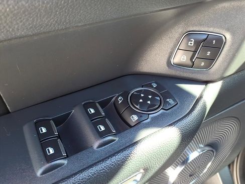 Certified 2024 Ford Expedition Max XLT image 19