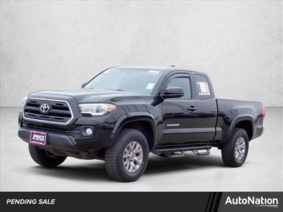 Used 2016 Toyota Tacoma SR5 w/ SR5 Appearance Package (SN)