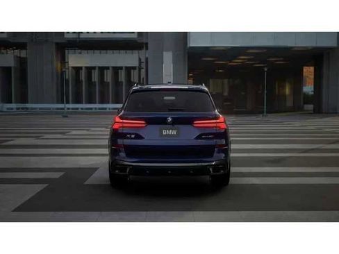 New 2026 BMW X5 sDrive40i w/ M Sport Package RWD image 5
