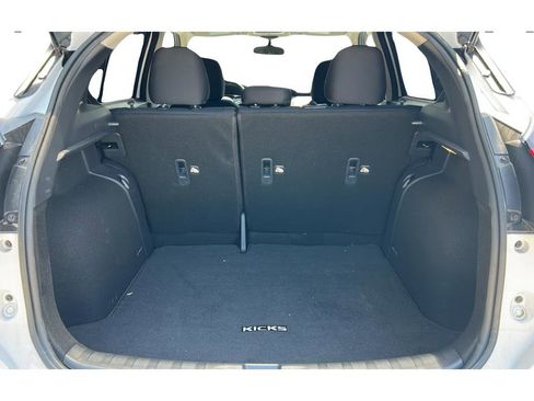 Certified 2025 Nissan Kicks Play S FWD image 9