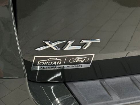 Used 2023 Ford Explorer XLT w/ Equipment Group 202A AWD/4WD image 31