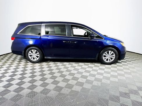Used 2016 Honda Odyssey SE image 8