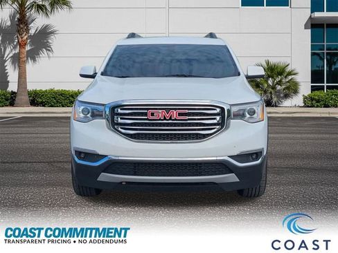Used 2019 GMC Acadia SLT FWD image 2