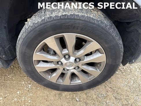 Used 2010 Toyota Sequoia Limited image 12