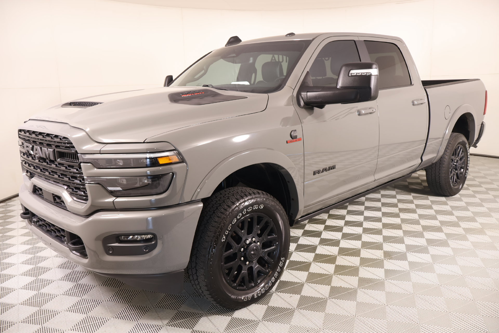 Used 2026 RAM 2500 Limited AWD/4WD image 11