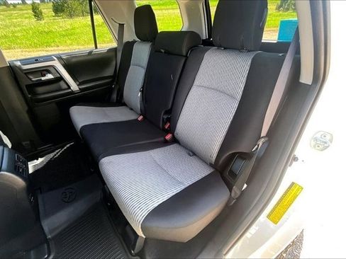 Used 2018 Toyota 4Runner SR5 AWD/4WD image 22