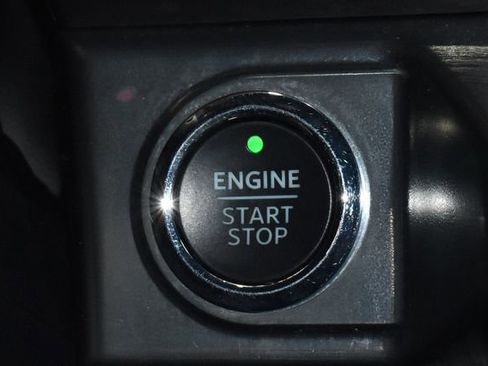 Used 2023 Ford F150 Lariat image 28