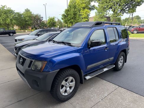 Used 2013 Nissan Xterra S w/ Value Package AWD/4WD image 2