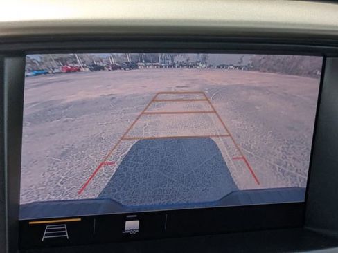 Used 2022 Chevrolet Colorado Z71 image 23