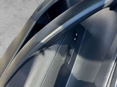 Used 2023 Toyota Corolla LE image 16