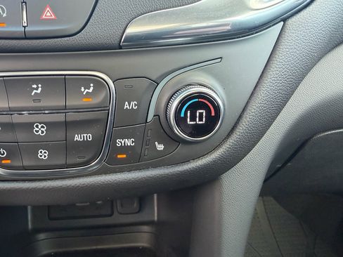 Certified 2023 Chevrolet Equinox LT image 31