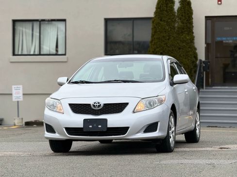 Used 2010 Toyota Corolla S image 1