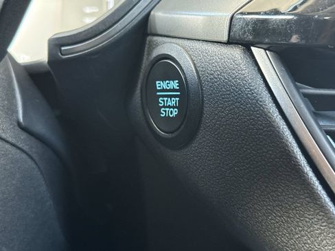 Used 2024 Ford Escape Active AWD/4WD image 22