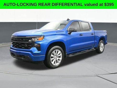 Used 2023 Chevrolet Silverado 1500 Custom w/ LPO, Dark Essentials Package image 4