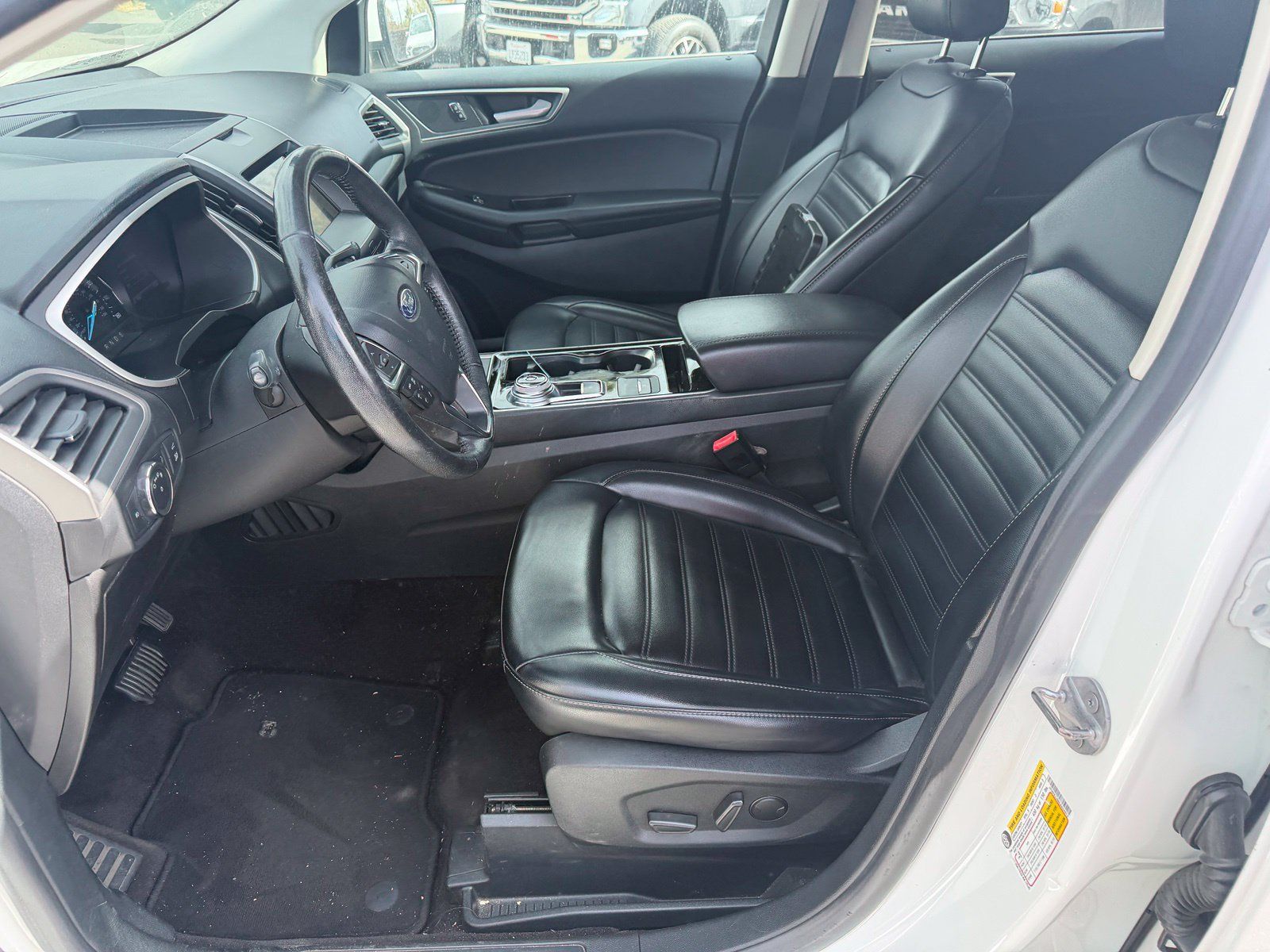 Used 2020 Ford Edge SEL w/ Convenience Package FWD image 10