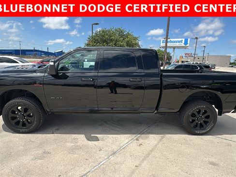 Used 2026 RAM 2500 Laramie w/ Night Edition AWD/4WD image 8