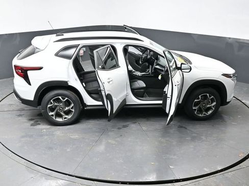 New 2026 Chevrolet Trax LT w/ Driver Confidence Package FWD image 56