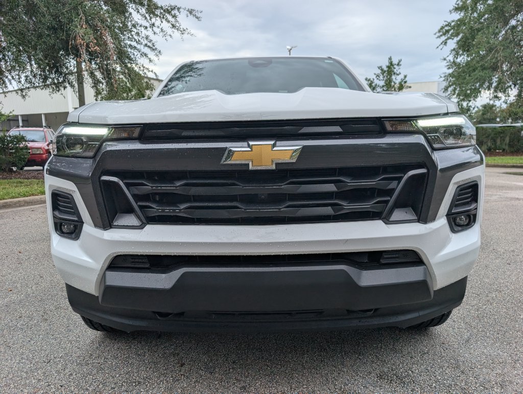 New 2026 Chevrolet Colorado LT w/ LT Convenience Package AWD/4WD image 2