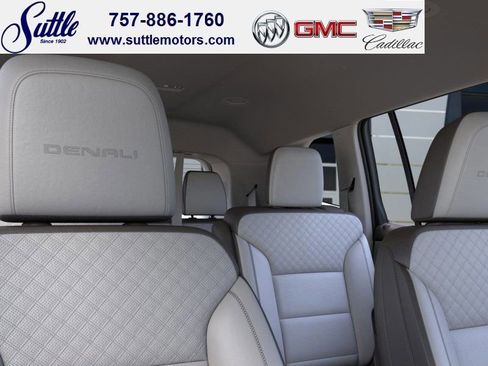 New 2026 GMC Acadia Denali w/ Super Cruise Package image 24