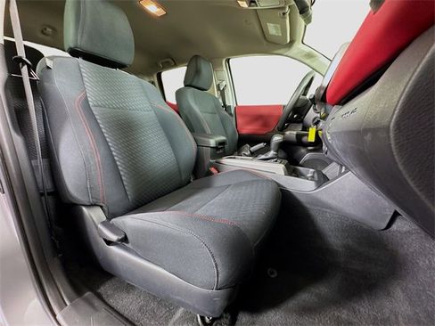 Certified 2021 Toyota Tacoma SR5 image 29