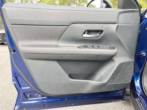 New 2026 Nissan Kicks SV w/ Cold Weather Package image 10