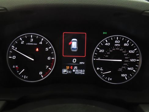 Certified 2025 Subaru Crosstrek 2.5i Limited w/ Crosstrek Mirror Package image 14