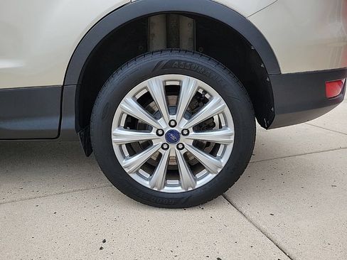 Used 2017 Ford Escape Titanium AWD/4WD image 10