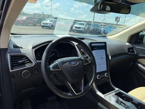 Used 2024 Ford Edge SEL w/ Convenience Package AWD/4WD image 11