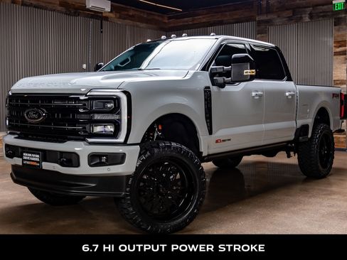 Used 2026 Ford F250 Platinum AWD/4WD image 5