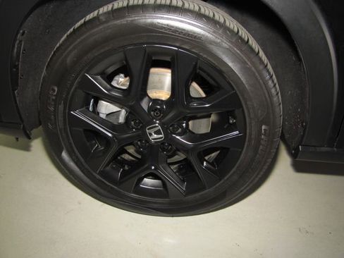 Certified 2024 Honda HR-V Sport image 24