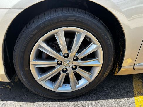 Used 2011 Lexus ES 350 FWD image 11