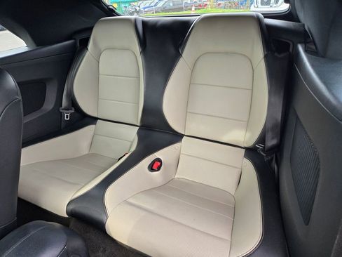 Used 2018 Ford Mustang Premium image 32