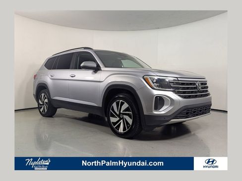 Used 2024 Volkswagen Atlas SE FWD image 1