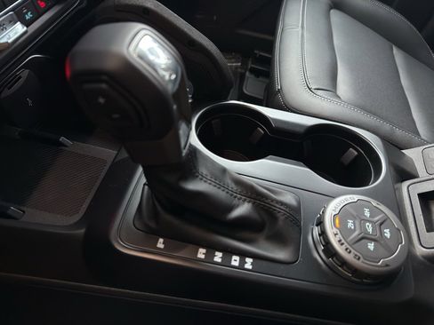 New 2025 Ford Bronco Badlands image 26