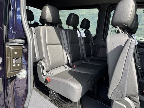 New 2025 Mercedes-Benz Sprinter 2500 image 17
