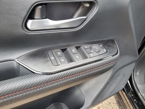 New 2026 Nissan Kicks SR w/ Cold Weather Package image 20