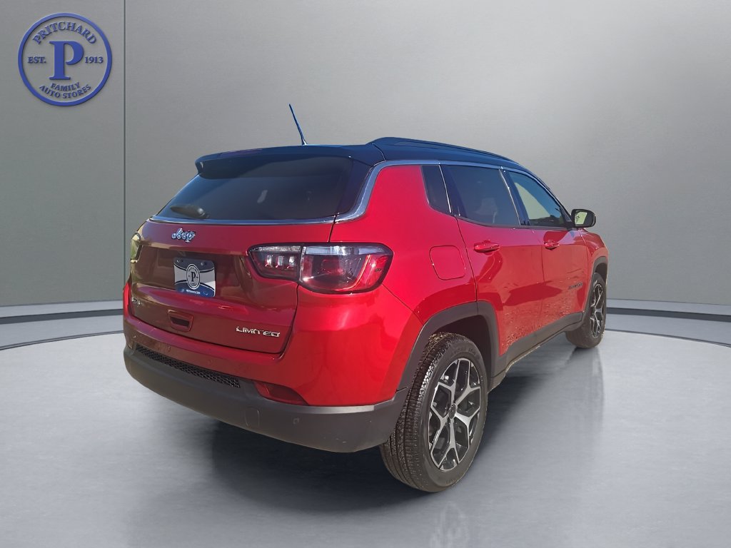 Used 2025 Jeep Compass Limited AWD/4WD image 7